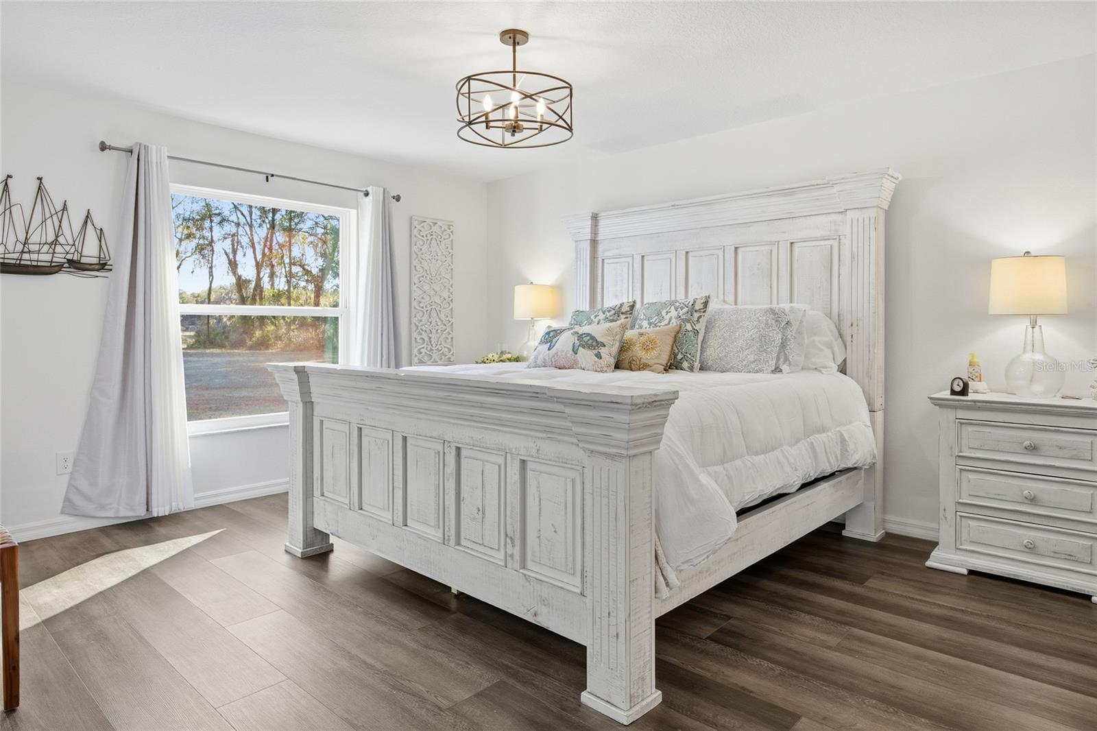 Image 26 of 47 For 1740 160th Place