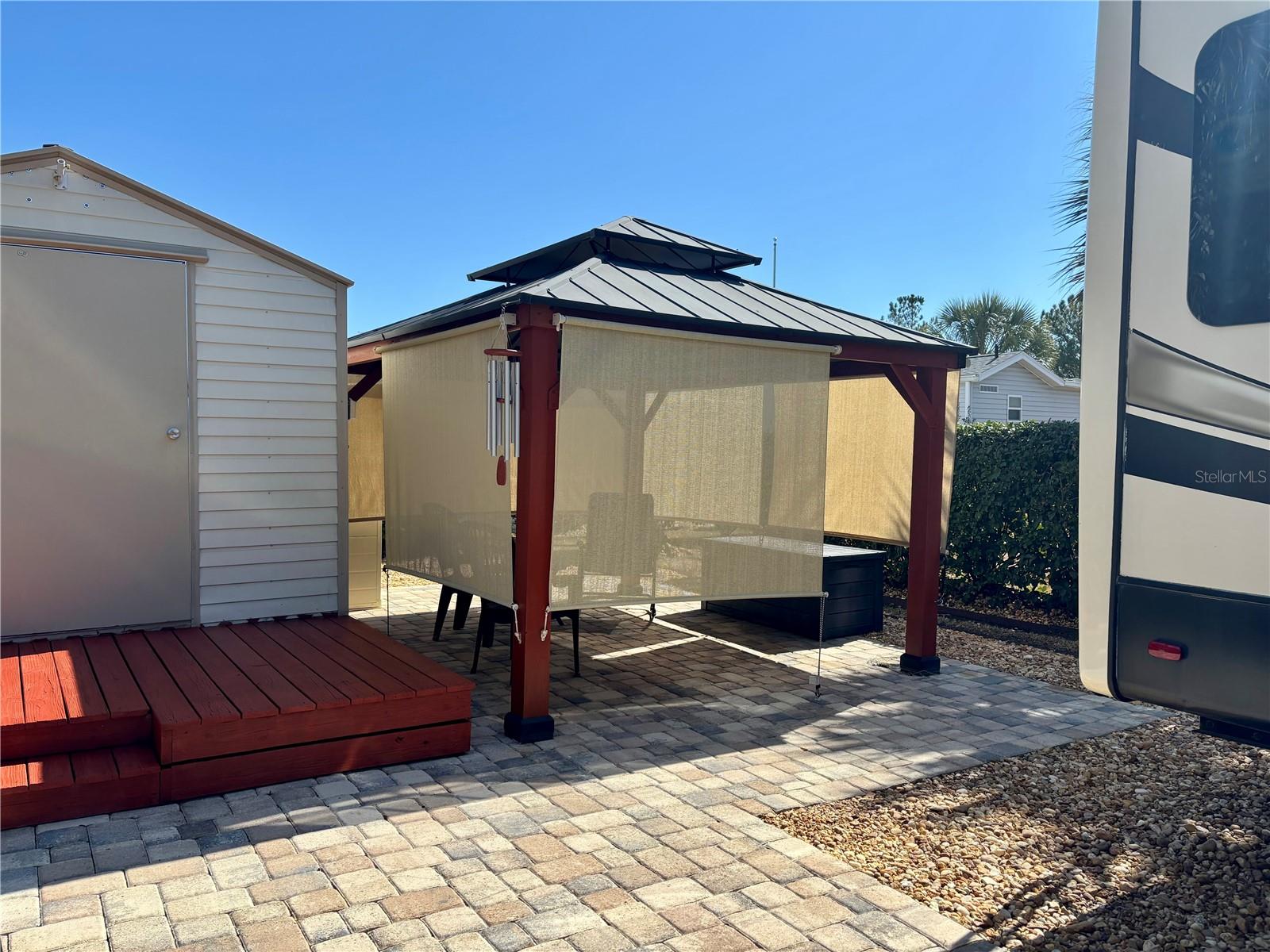 Image 15 of 88 For 3047 102nd Avenue Road