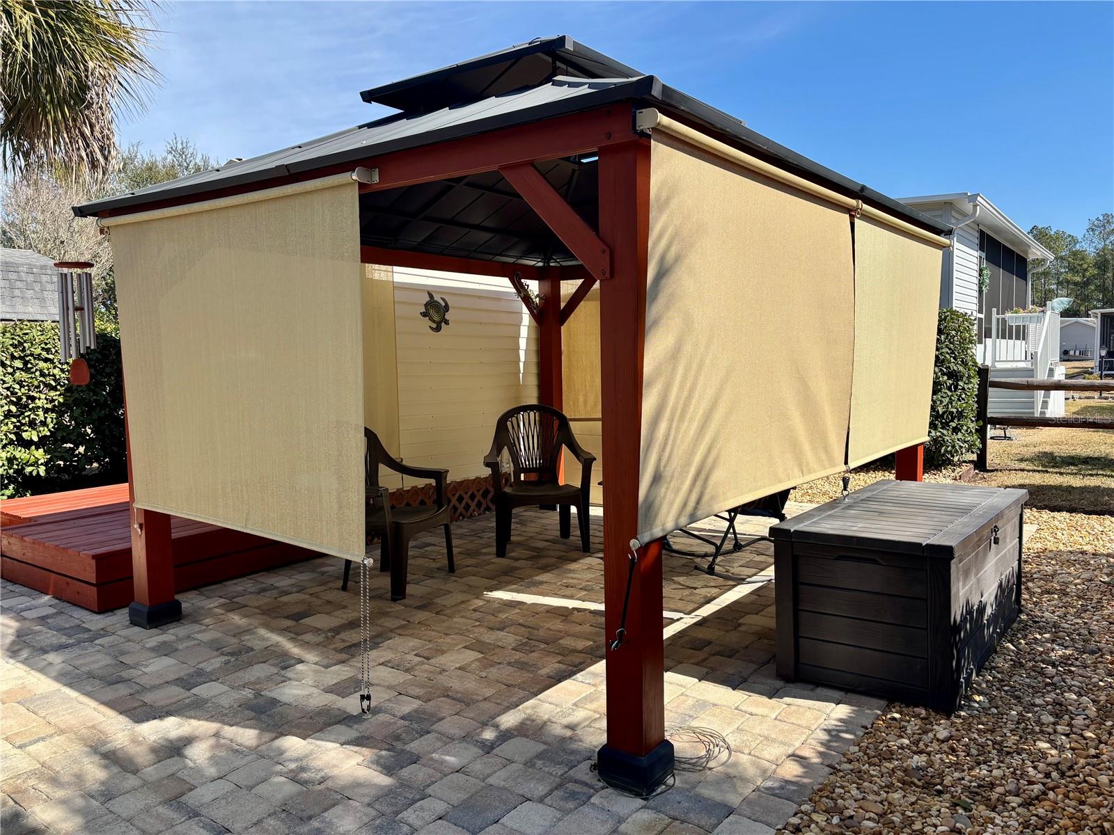 Image 16 of 88 For 3047 102nd Avenue Road