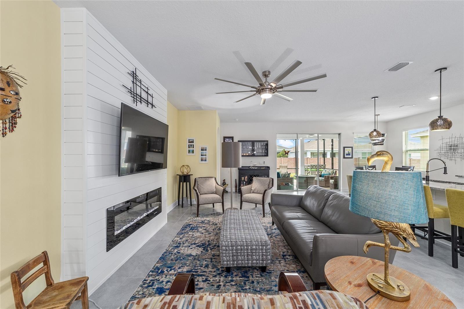 Image 7 of 22 For 4395 55th Terrace