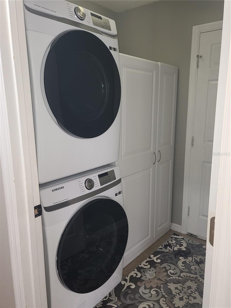 Image 26 of 48 For 6362 Walter Terrace