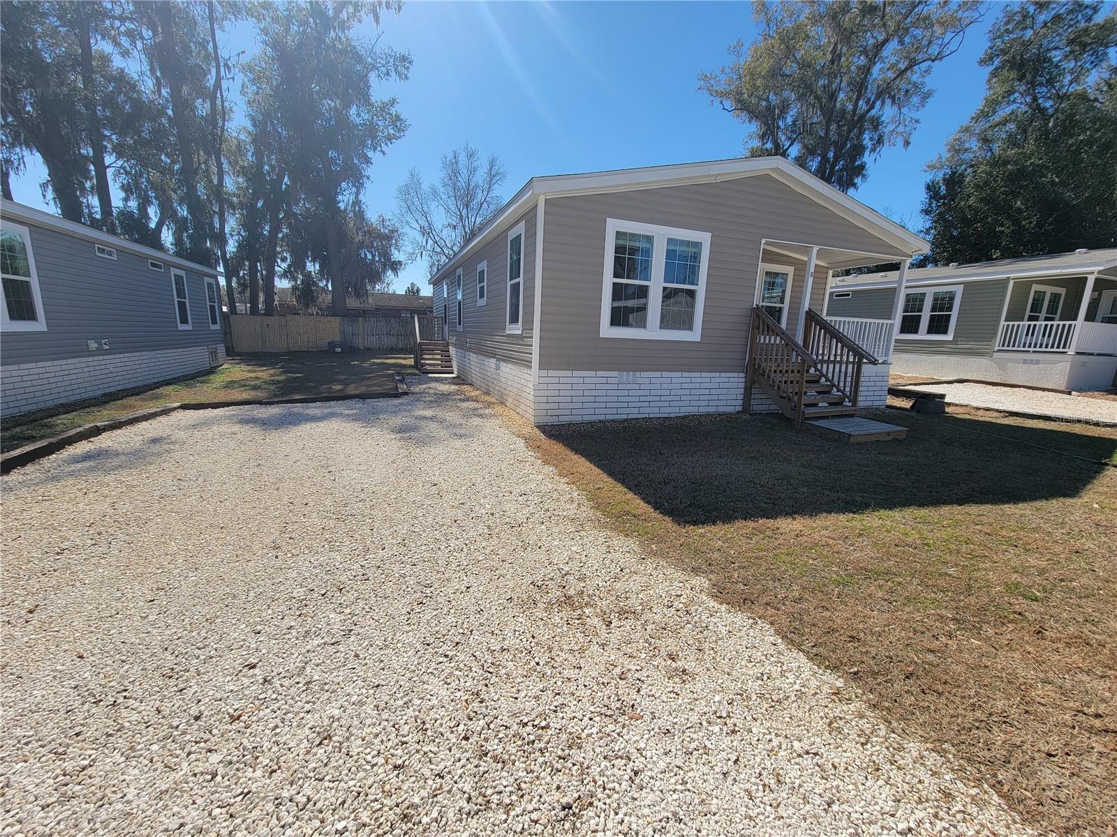 Image 2 of 10 For 10386 52 Court 8