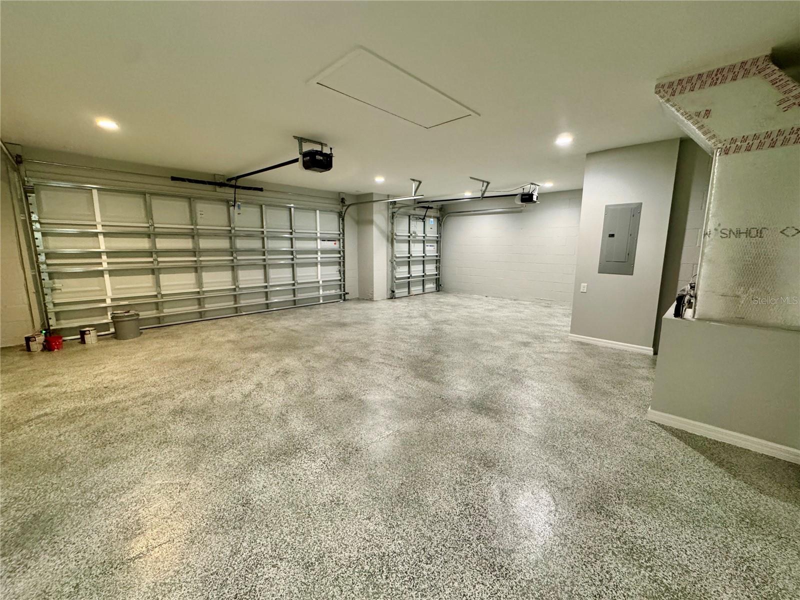 Image 20 of 23 For 11998 Condor Drive