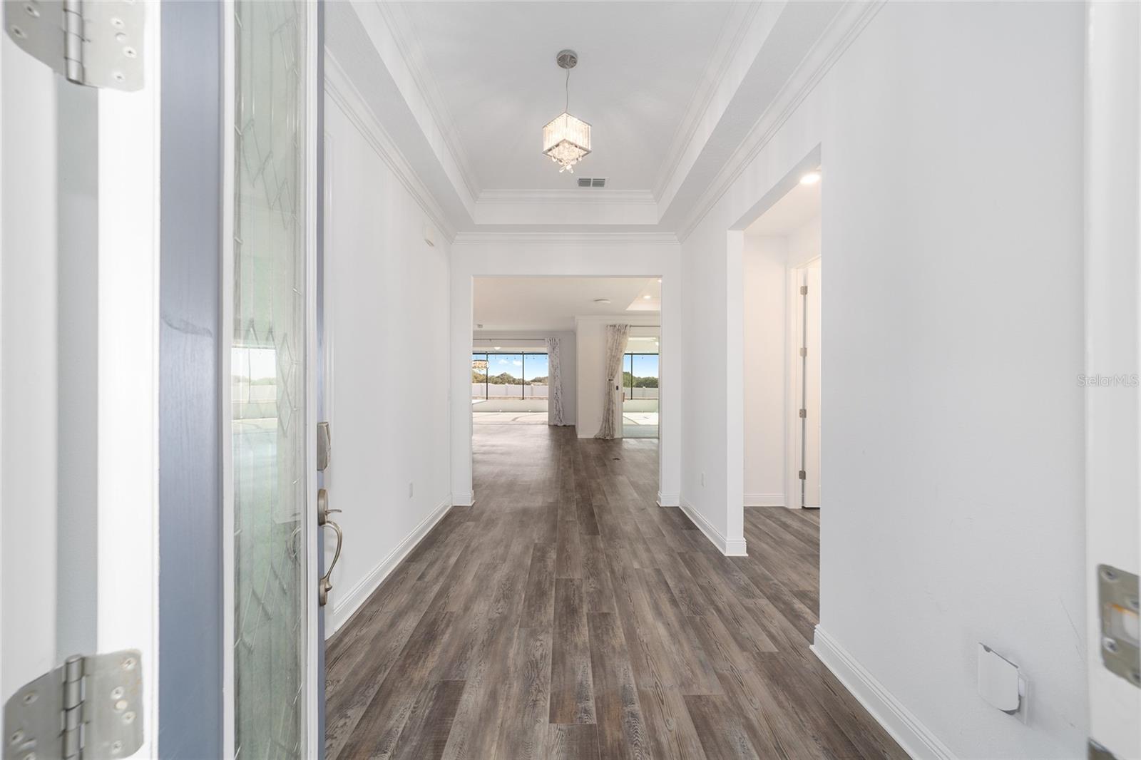 Image 14 of 42 For 9621 100th Terrace