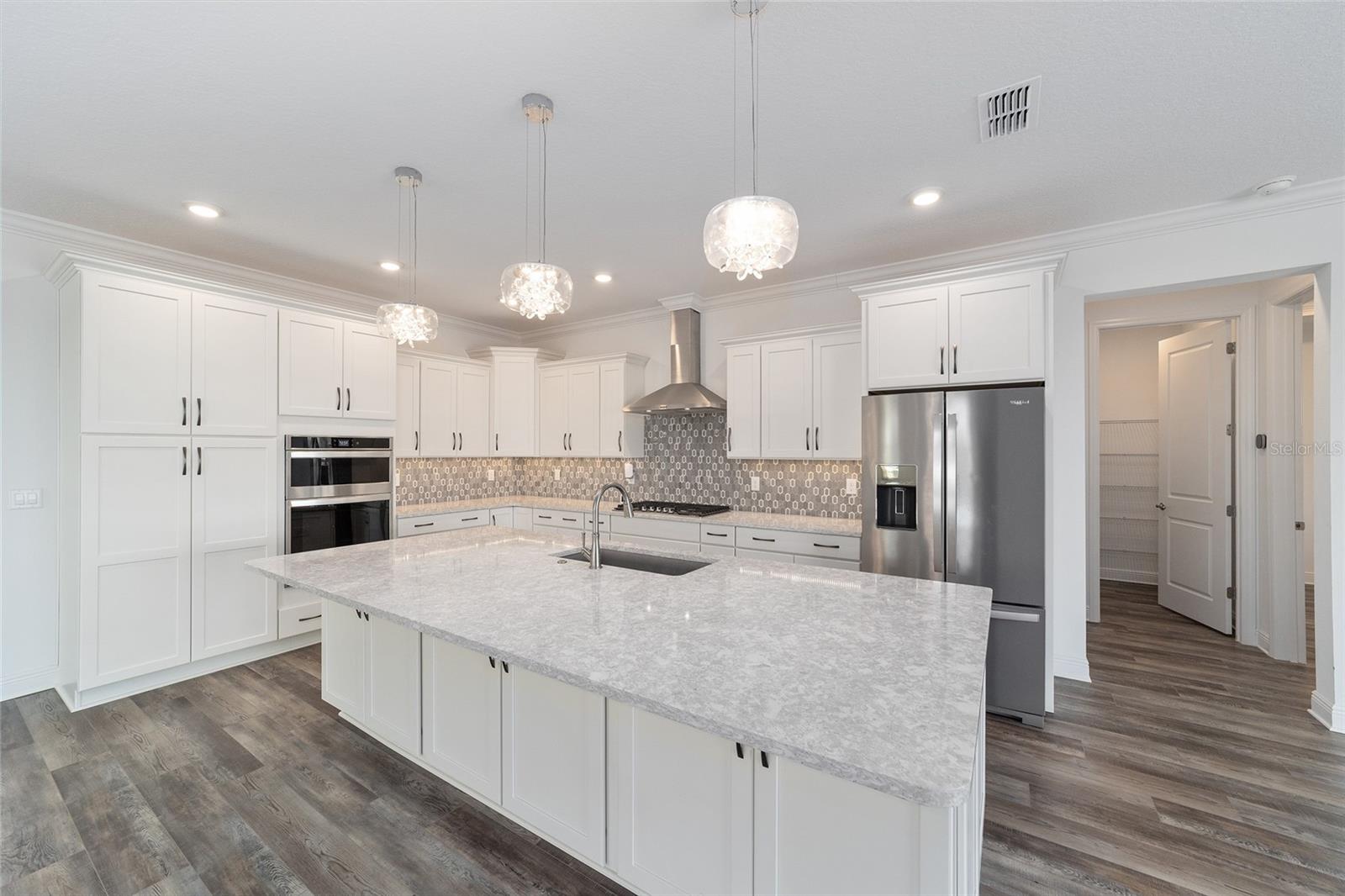 Image 20 of 42 For 9621 100th Terrace