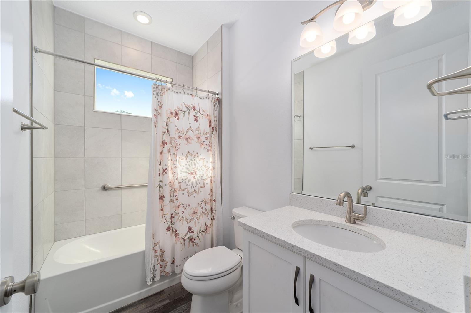 Image 33 of 42 For 9621 100th Terrace