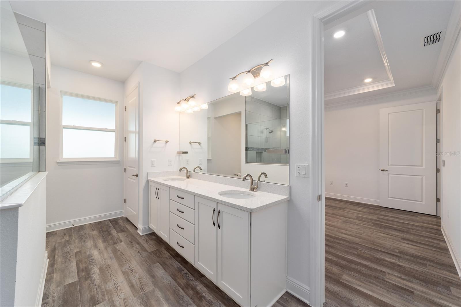 Image 37 of 42 For 9621 100th Terrace