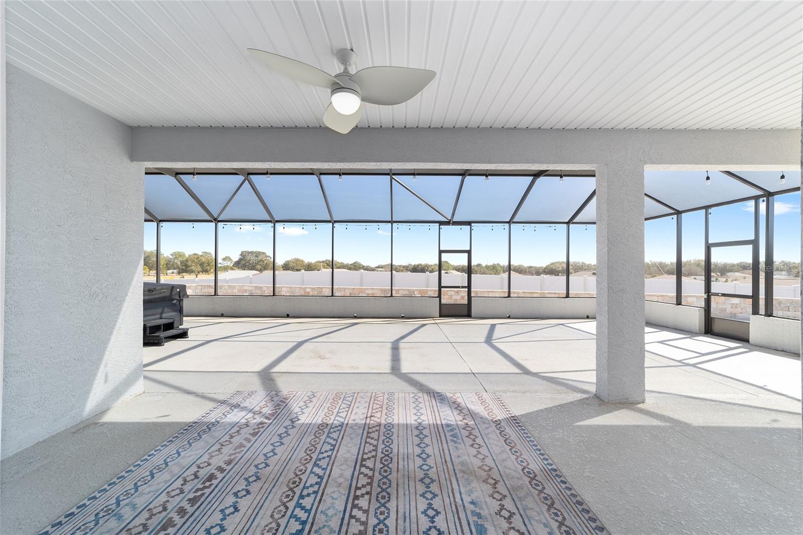 Image 8 of 42 For 9621 100th Terrace