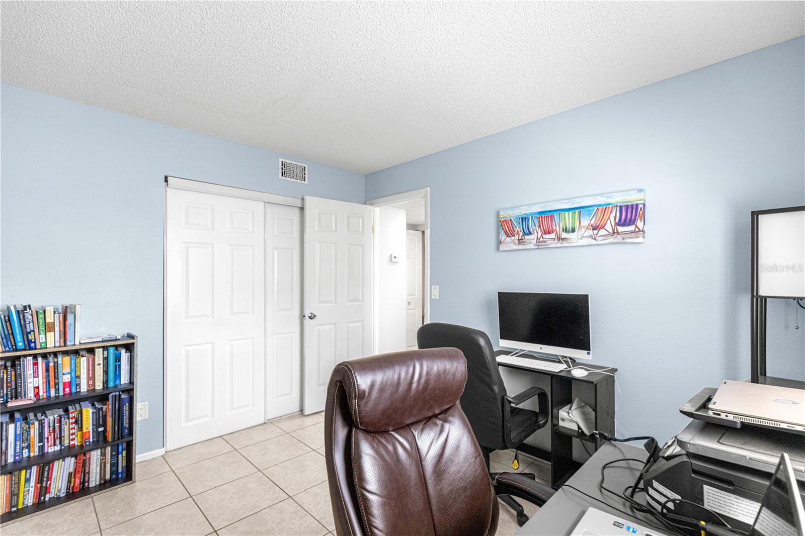 Image 28 of 33 For 588 Fairways Lane E201