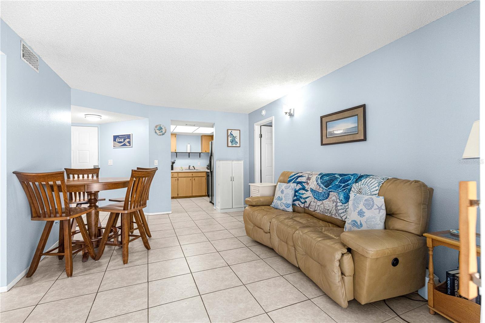 Image 4 of 33 For 588 Fairways Lane E201