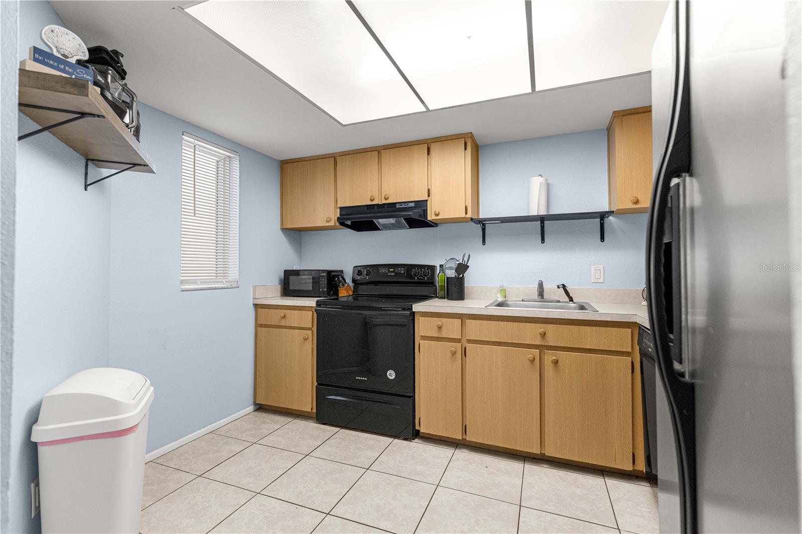 Image 9 of 33 For 588 Fairways Lane E201