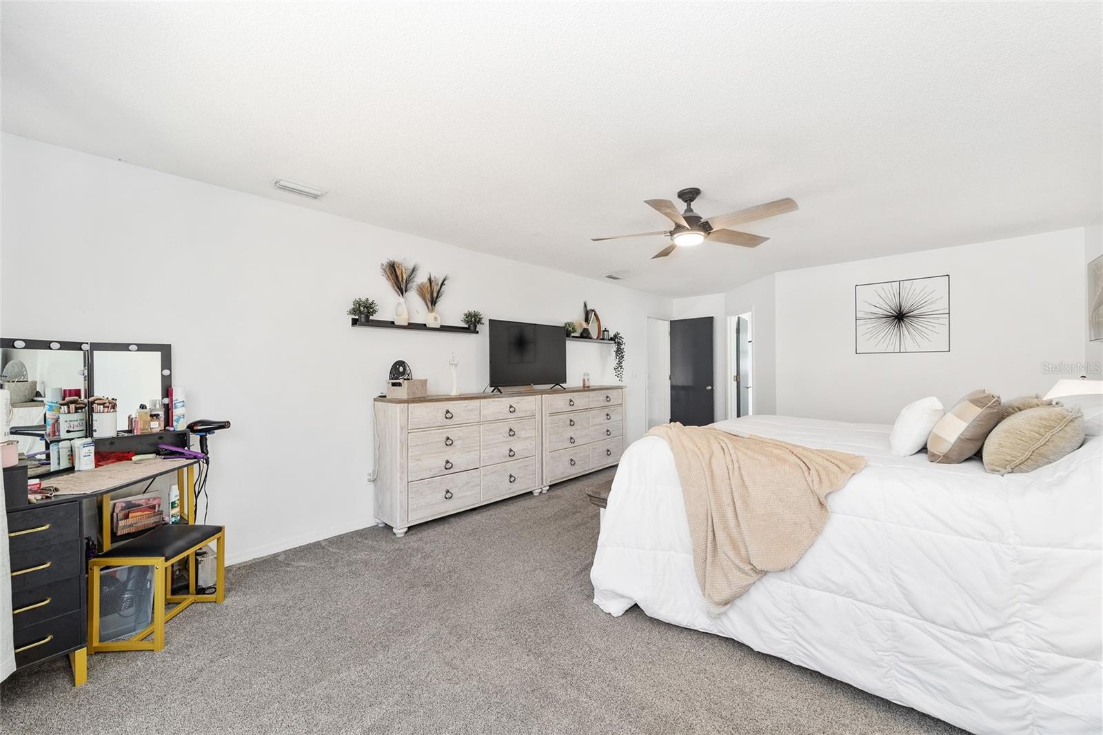 Image 37 of 78 For 13140 Thexa Terrace