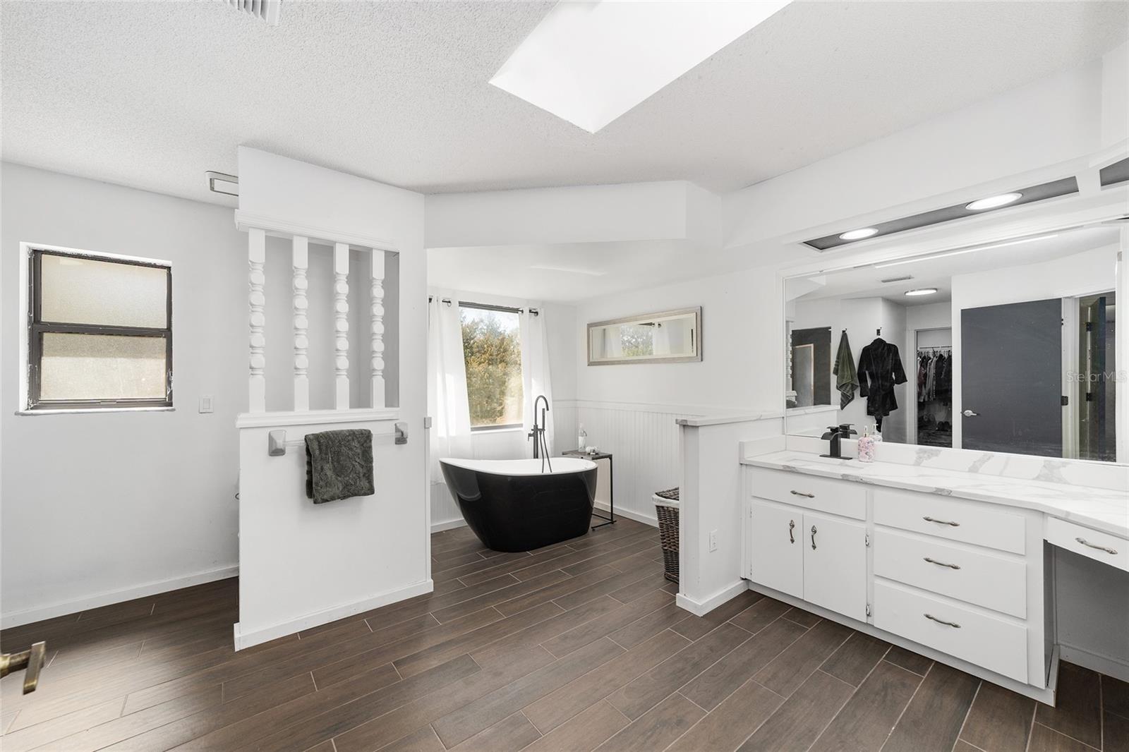 Image 38 of 78 For 13140 Thexa Terrace