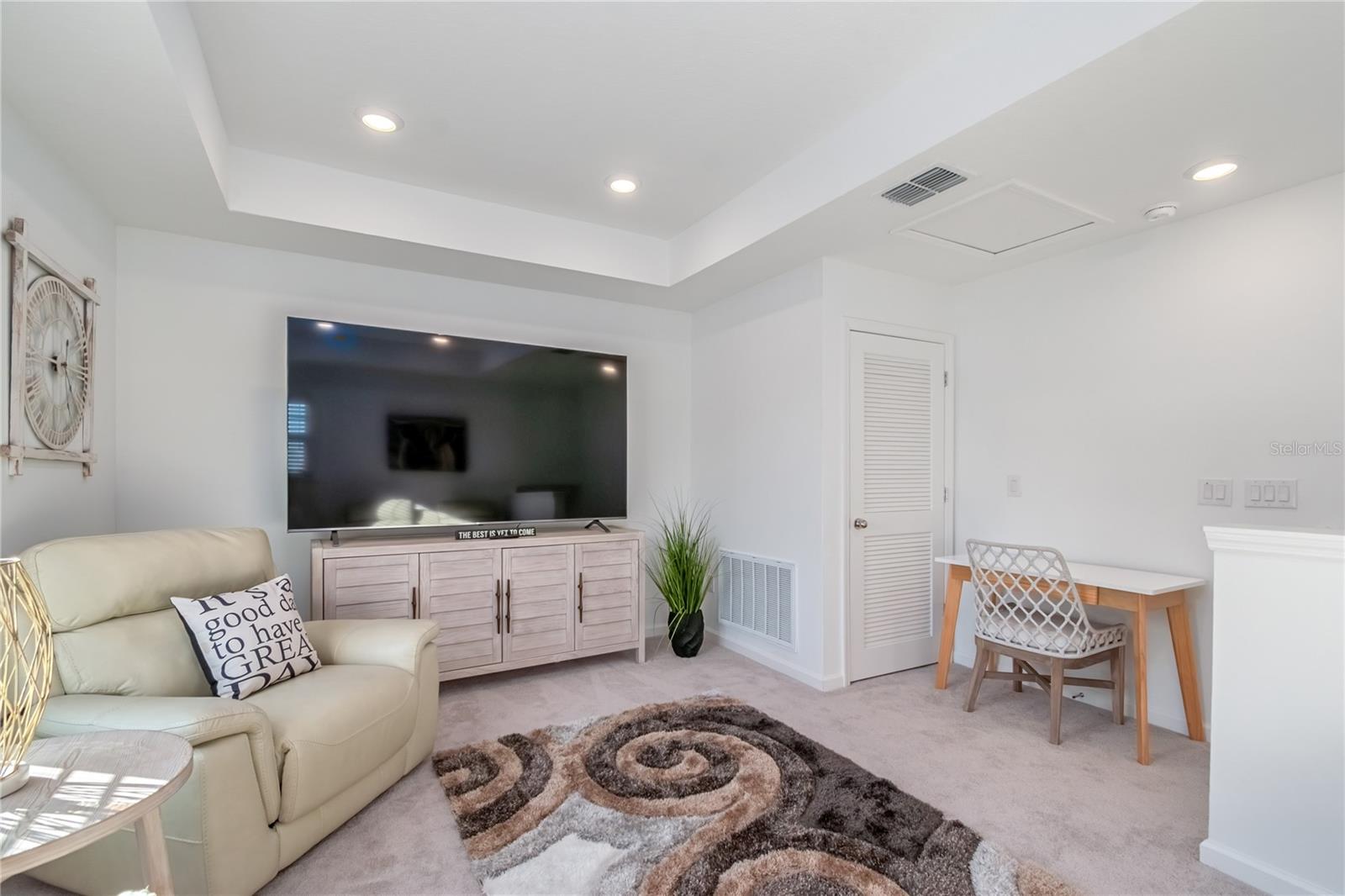 Image 35 of 44 For 1686 44th Court Road