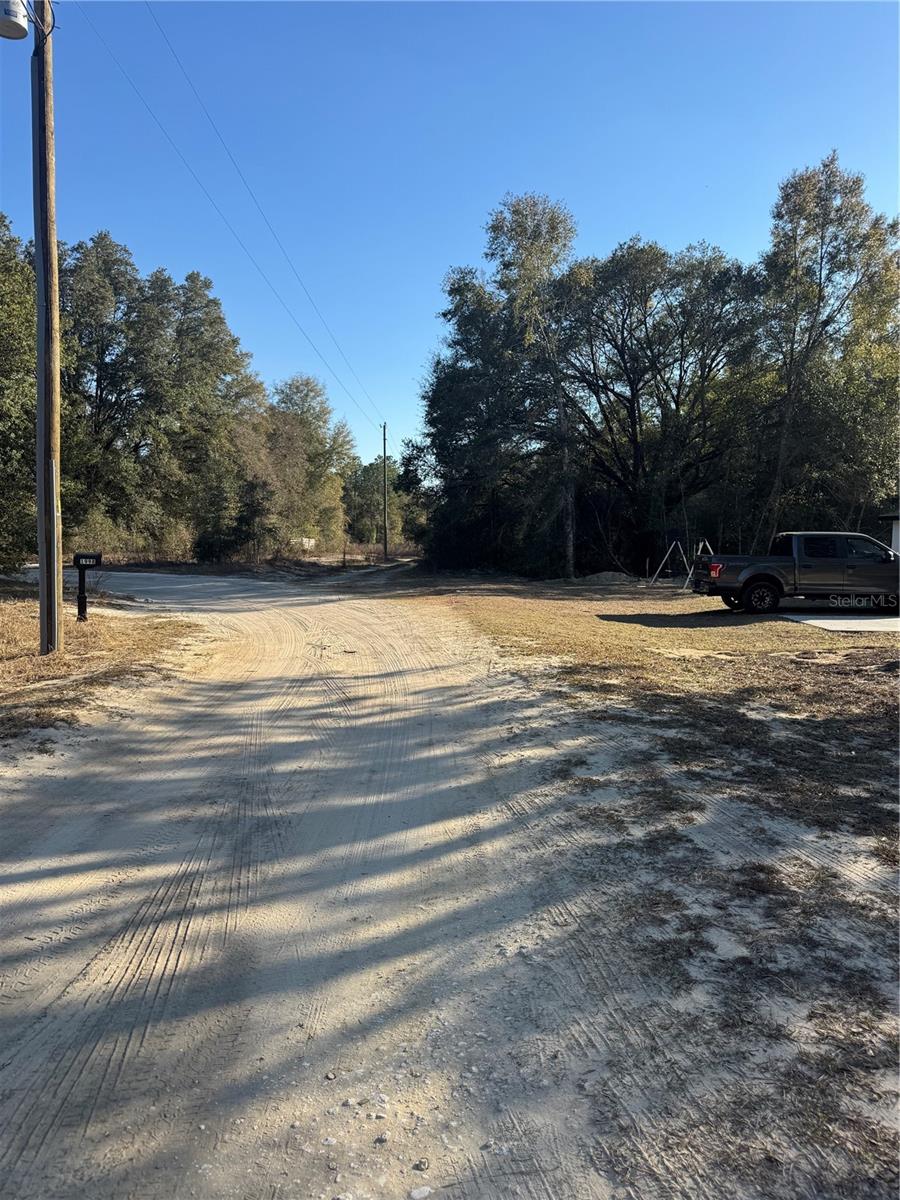 Image 2 of 3 For 151st Avenue 0