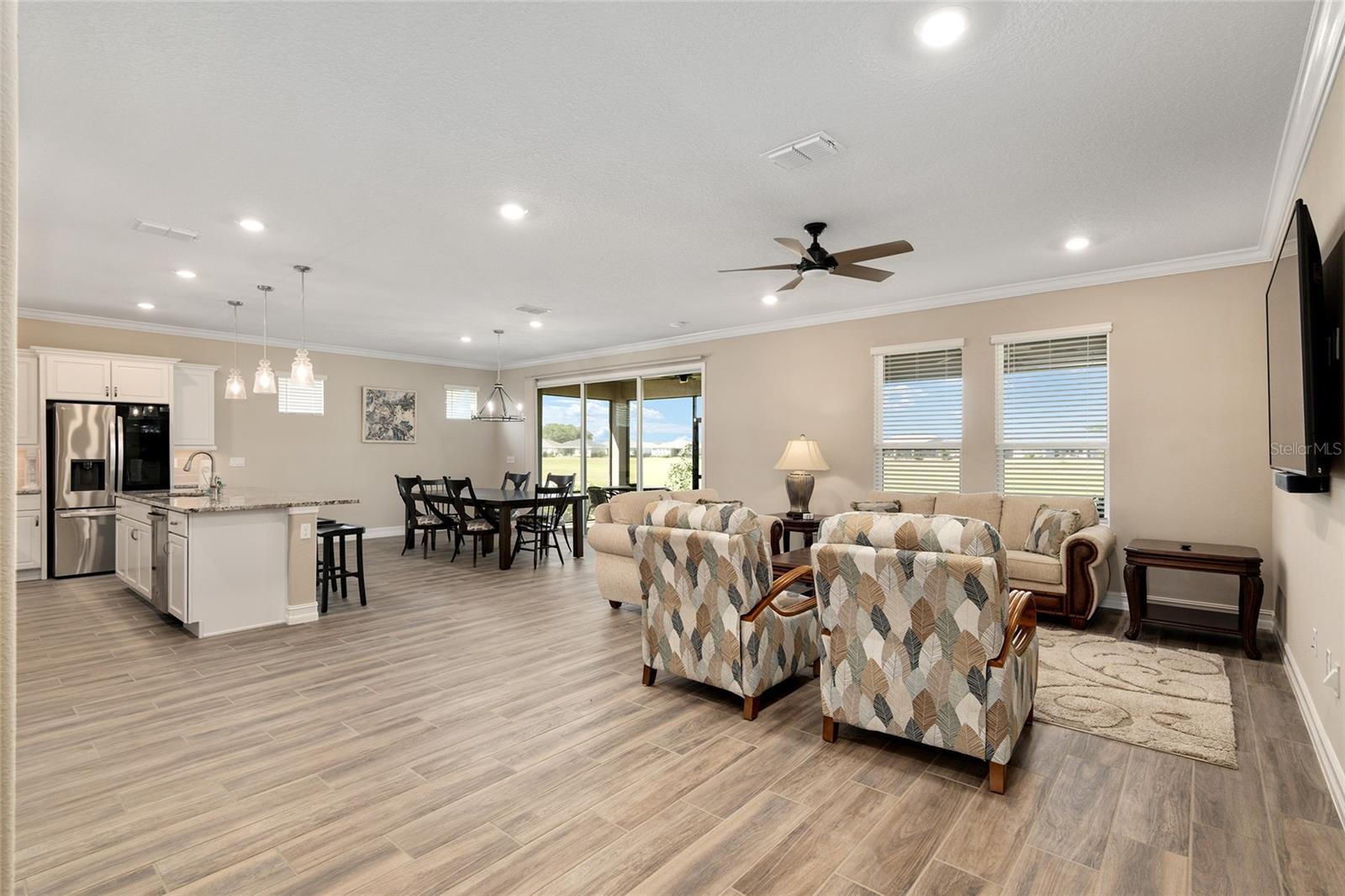 Image 12 of 93 For 4452 53rd Court