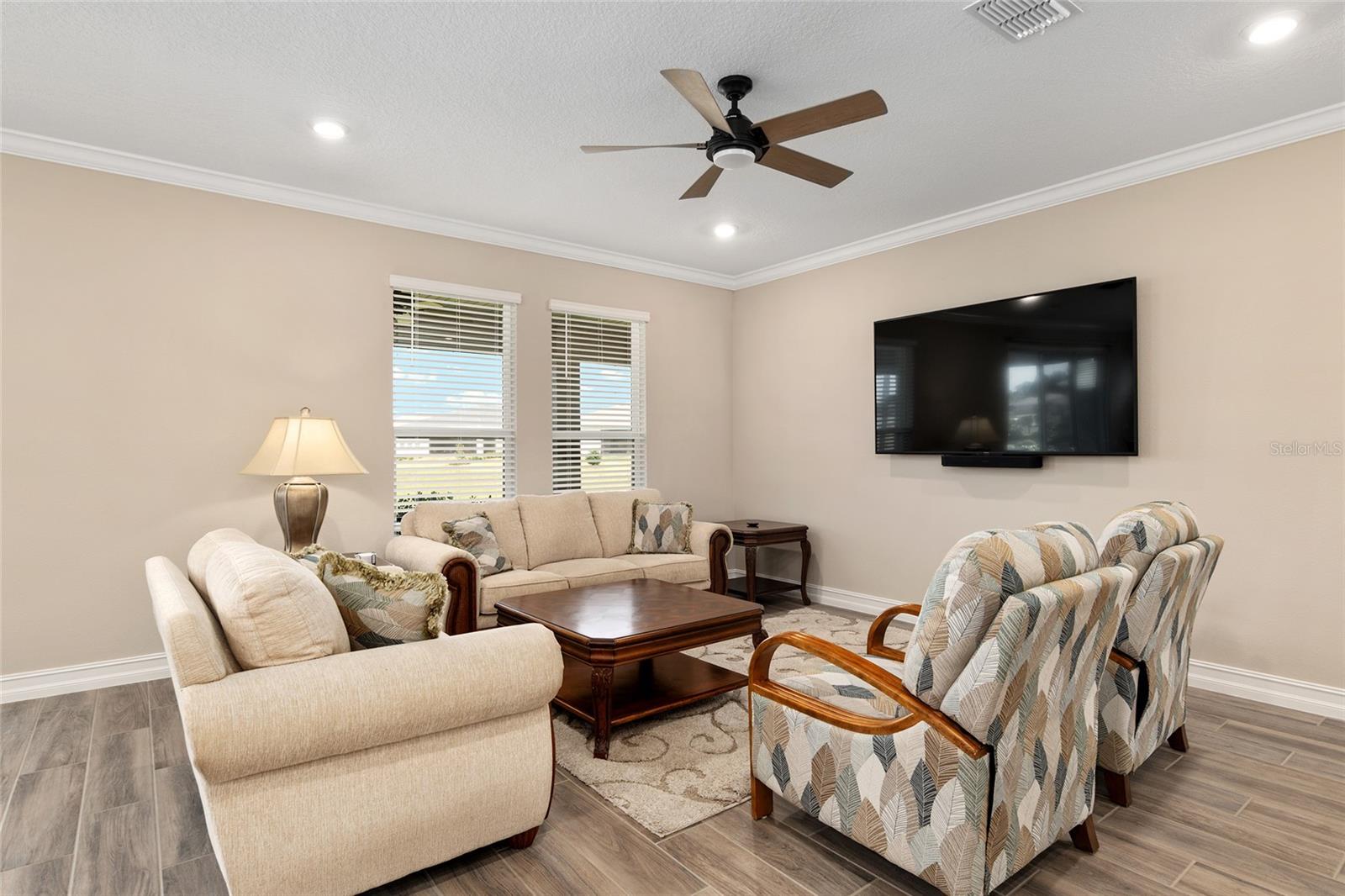 Image 13 of 93 For 4452 53rd Court