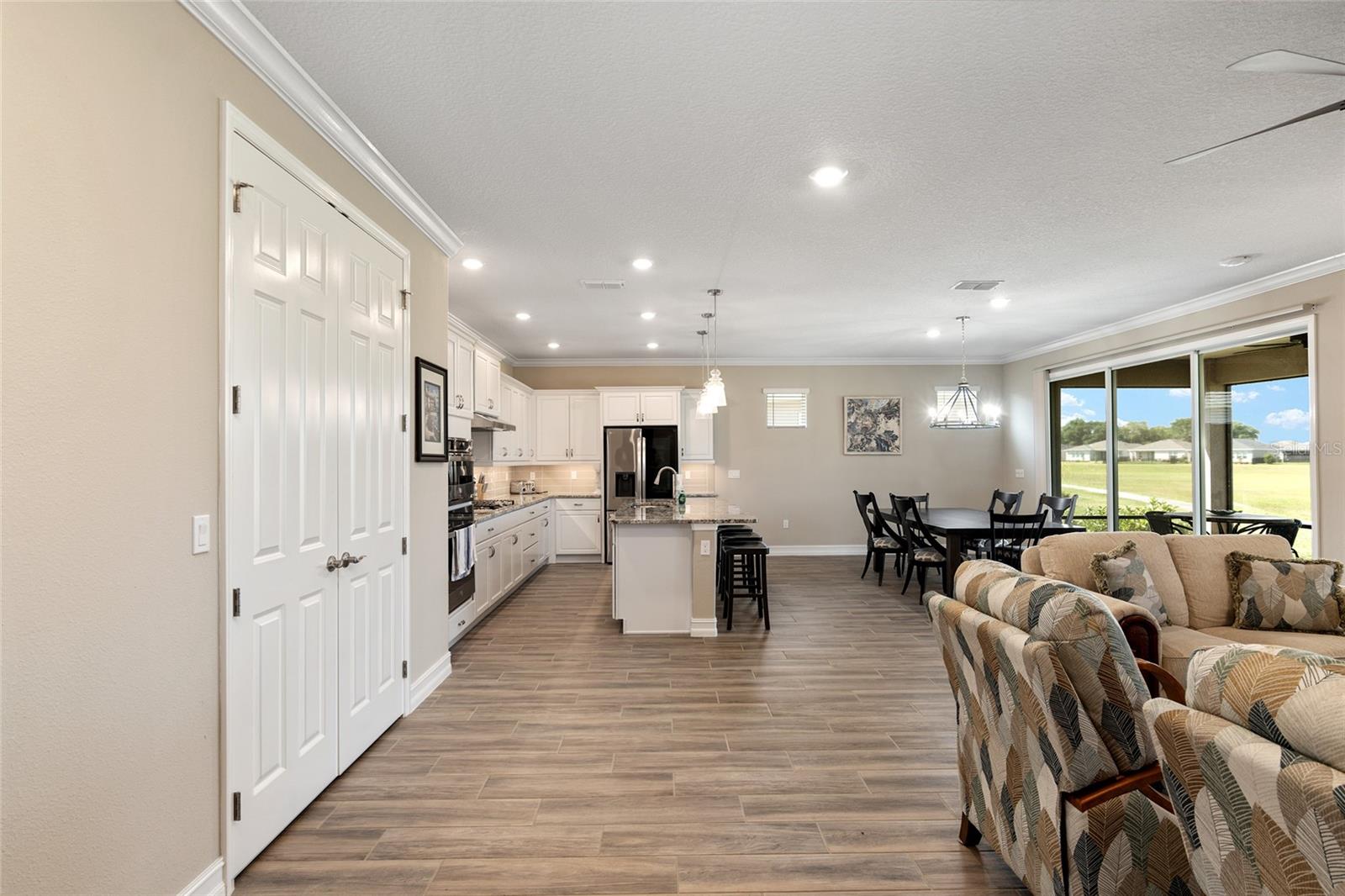 Image 16 of 93 For 4452 53rd Court