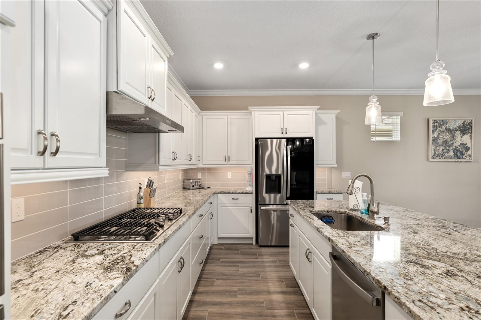 Image 25 of 93 For 4452 53rd Court