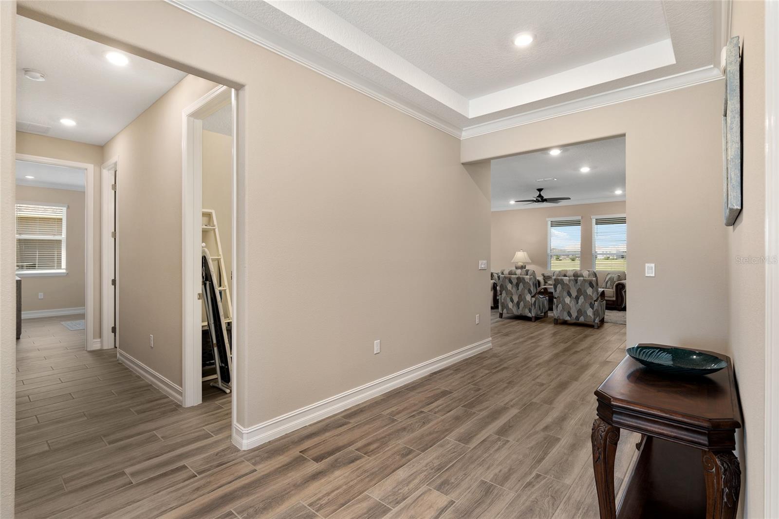 Image 37 of 93 For 4452 53rd Court