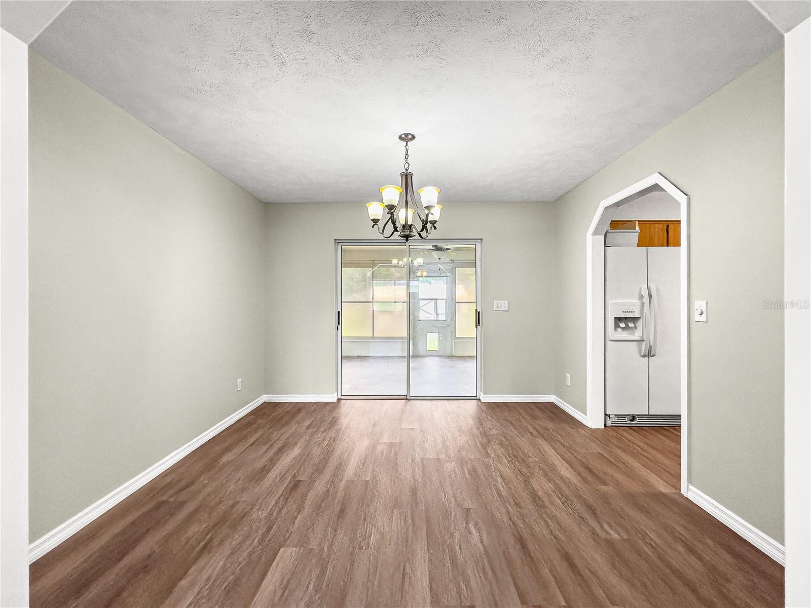 Image 14 of 30 For 10739 44th Terrace