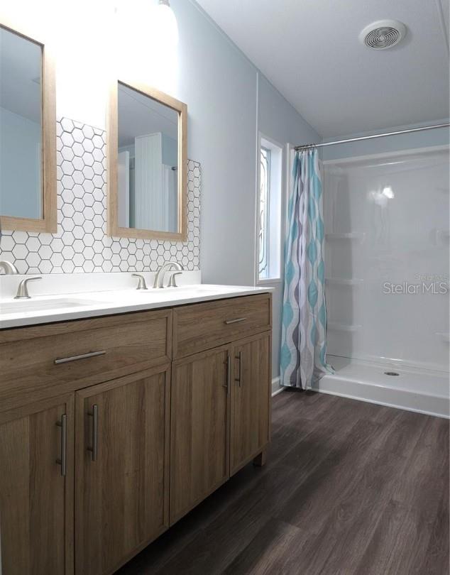 Image 9 of 15 For 350 76th Terrace