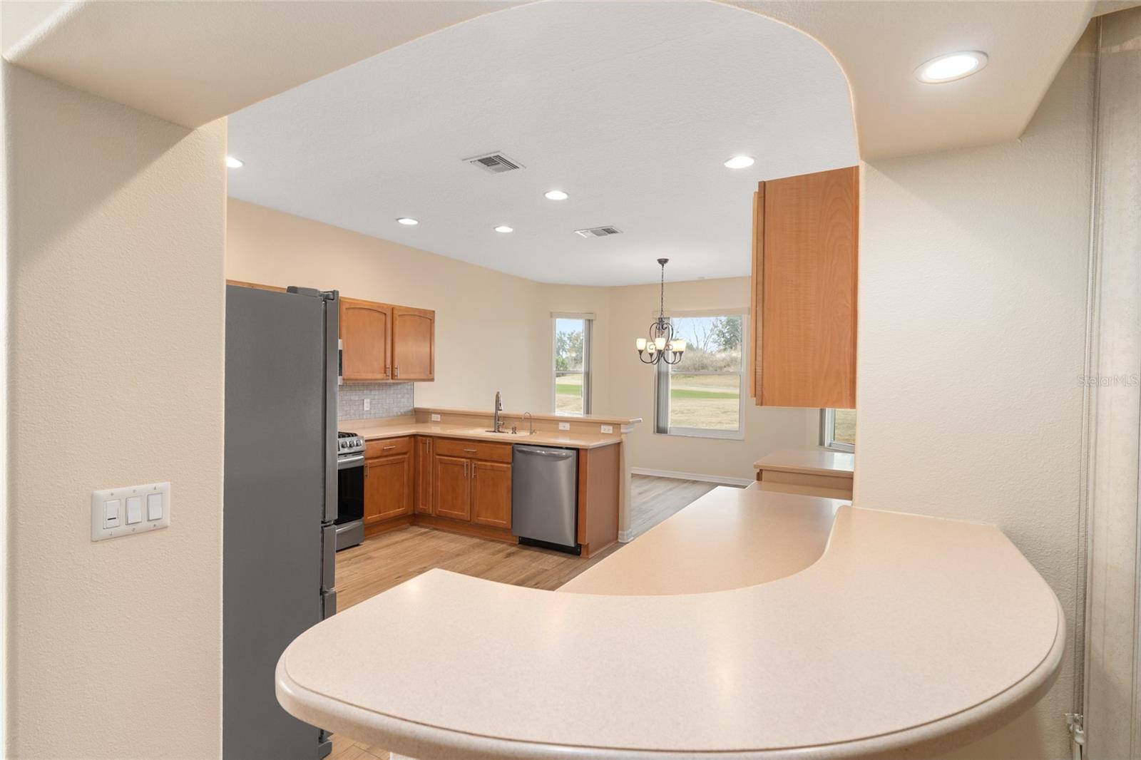 Image 18 of 82 For 15050 14th Avenue Road