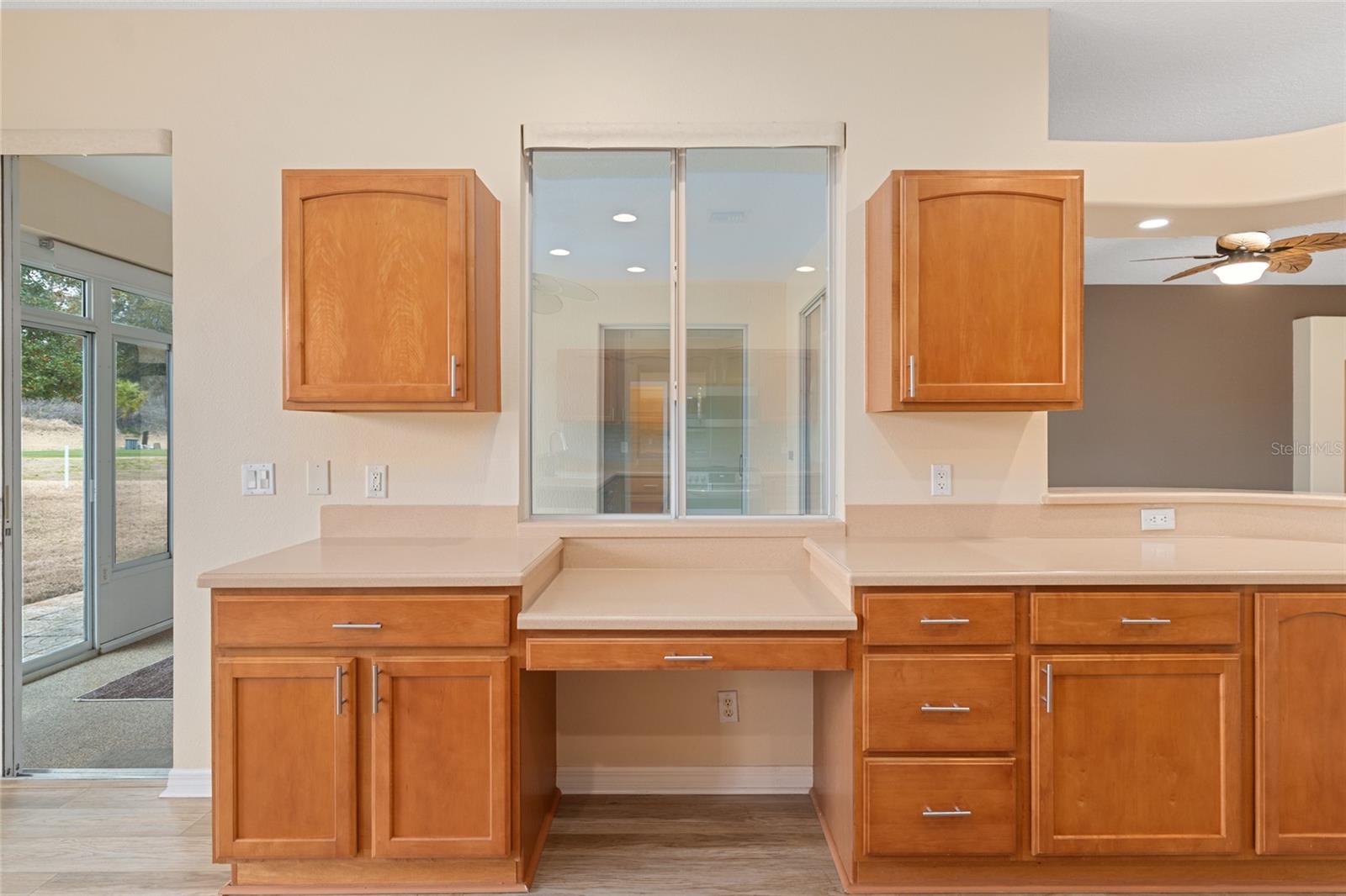 Image 23 of 82 For 15050 14th Avenue Road