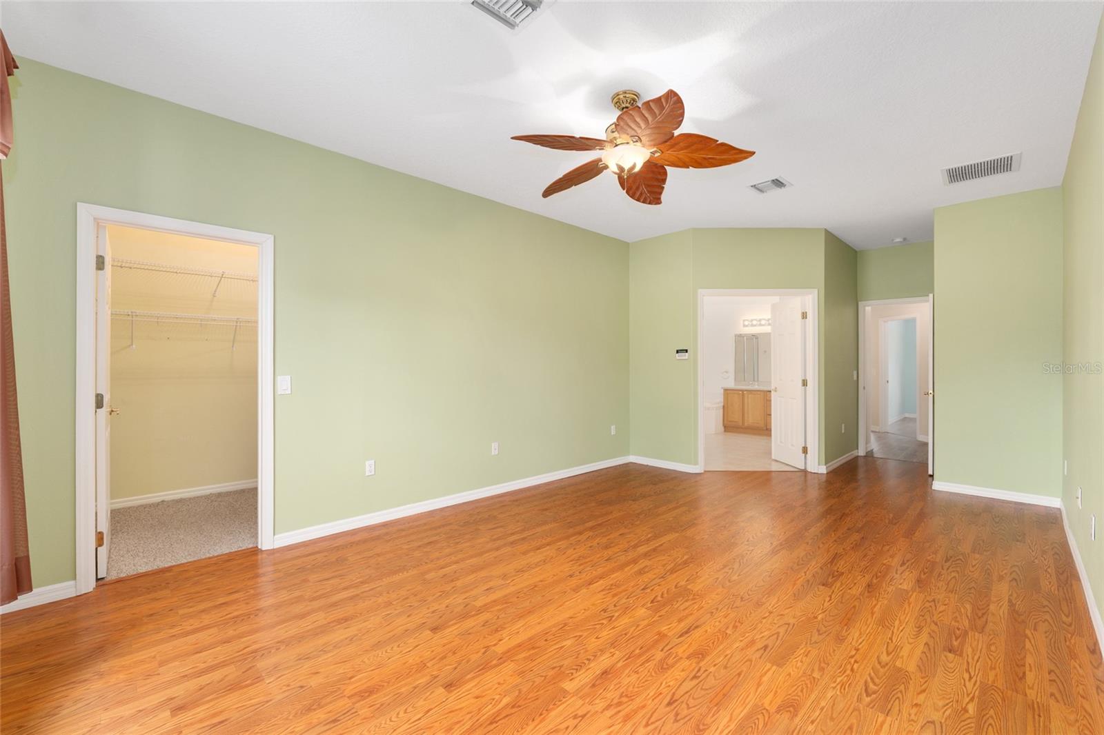 Image 34 of 82 For 15050 14th Avenue Road