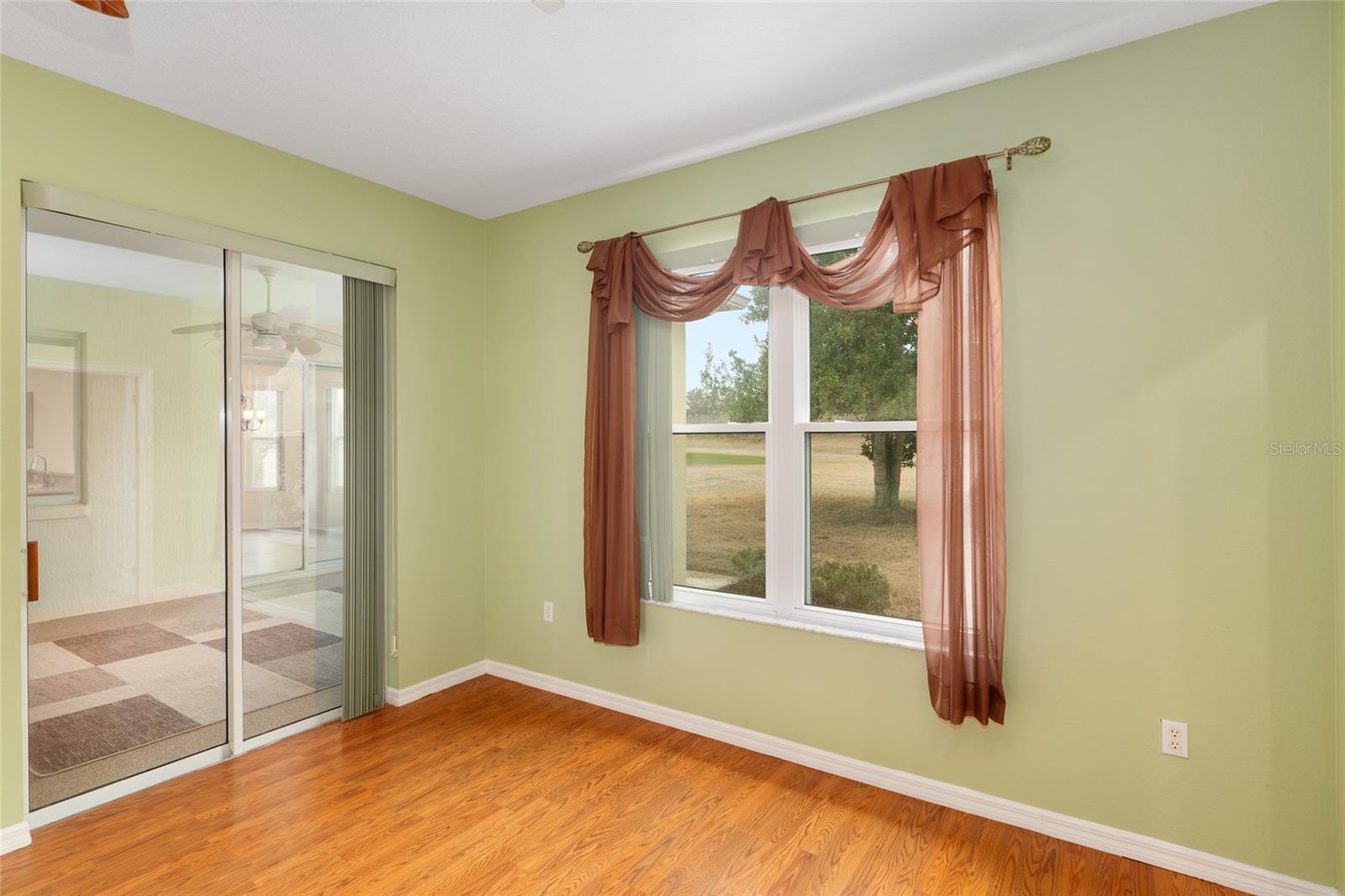 Image 35 of 82 For 15050 14th Avenue Road