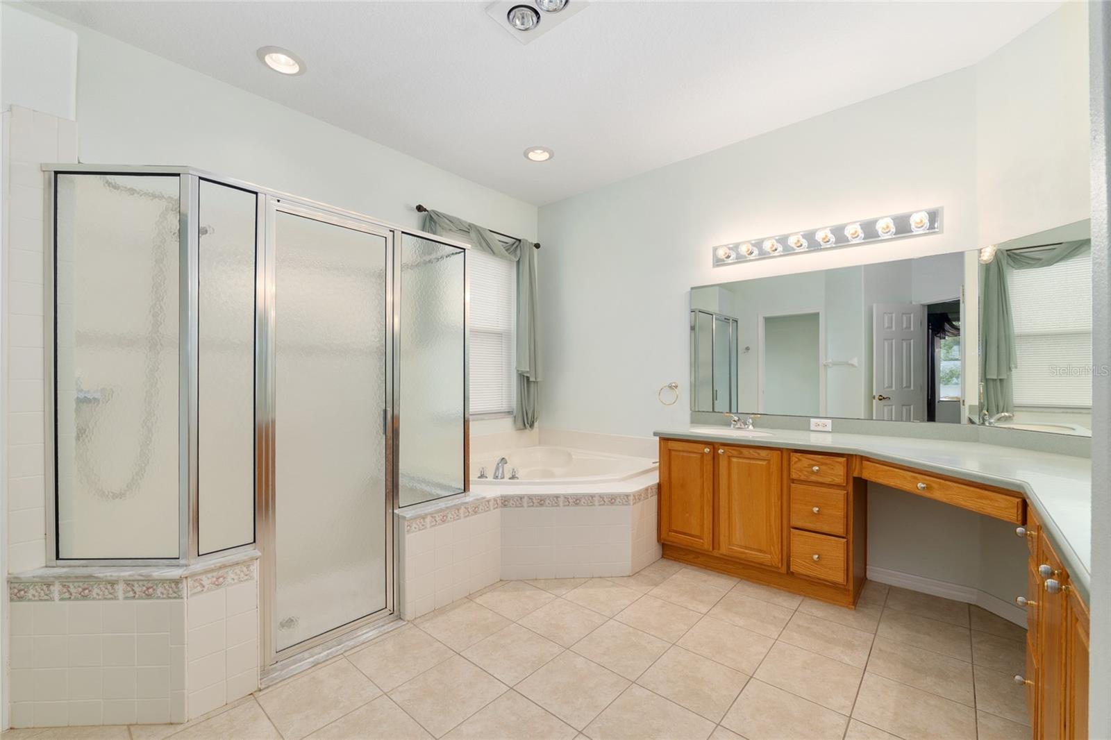 Image 37 of 82 For 15050 14th Avenue Road