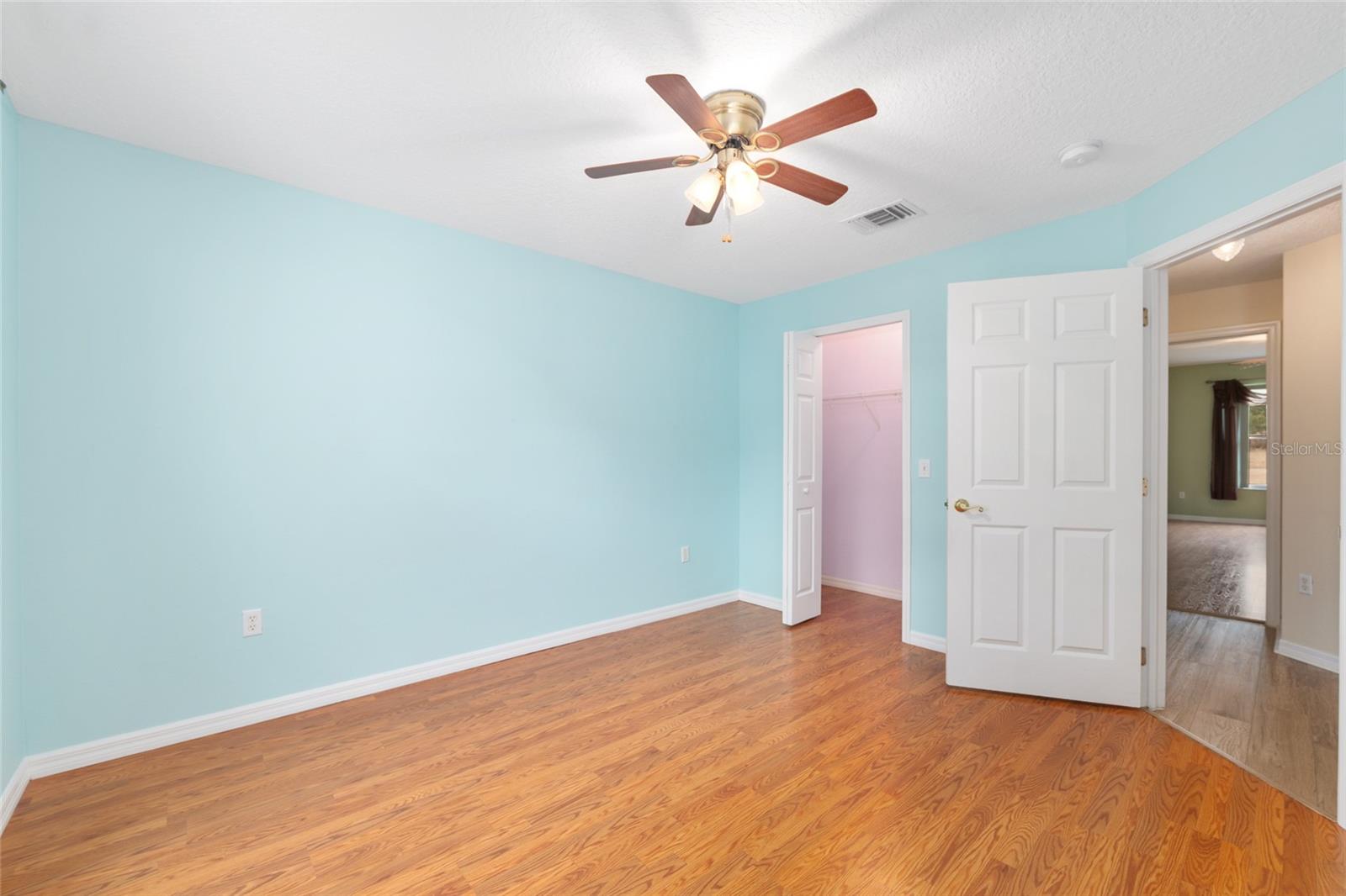 Image 44 of 82 For 15050 14th Avenue Road