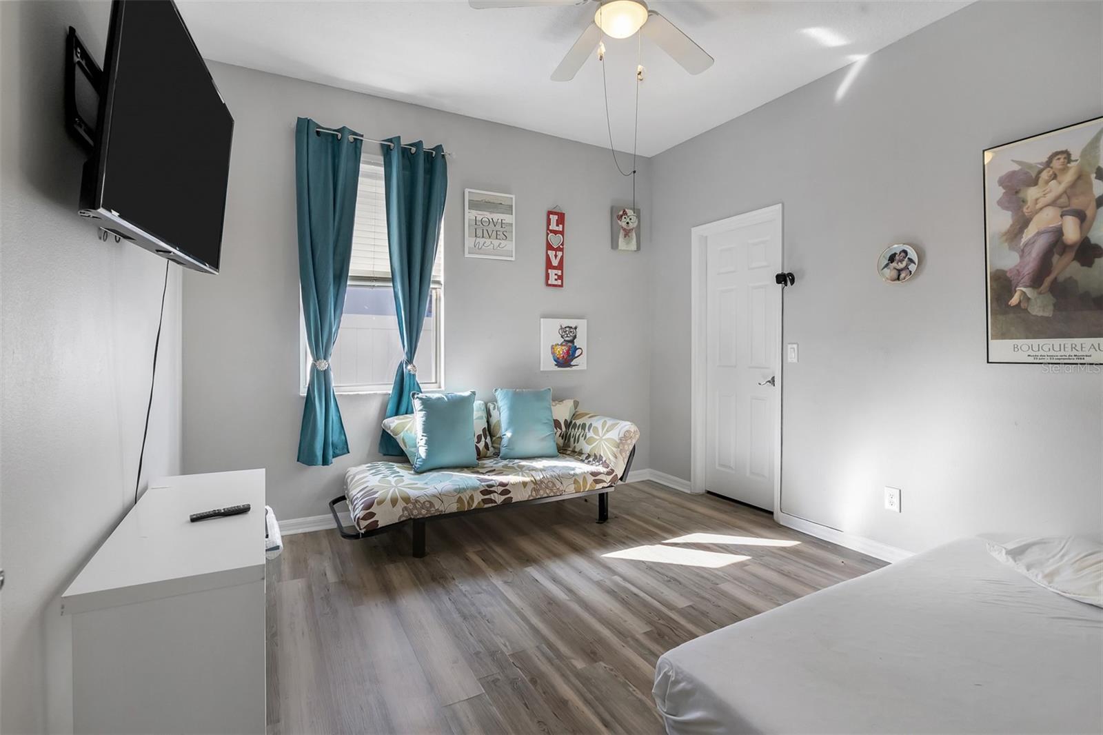 Image 31 of 43 For 13845 Amberleigh Road