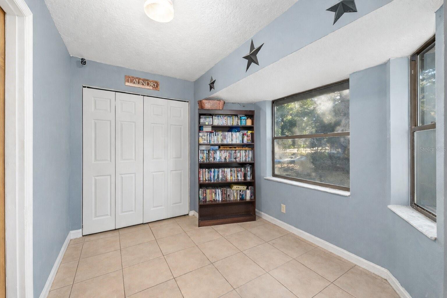 Image 10 of 33 For 3800 24th Court