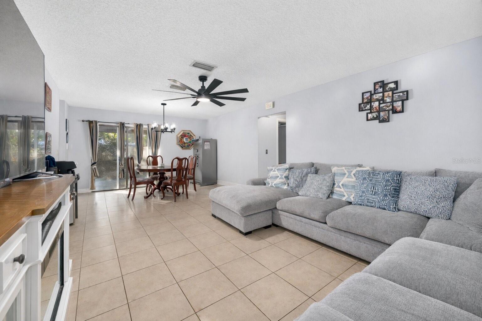 Image 4 of 33 For 3800 24th Court