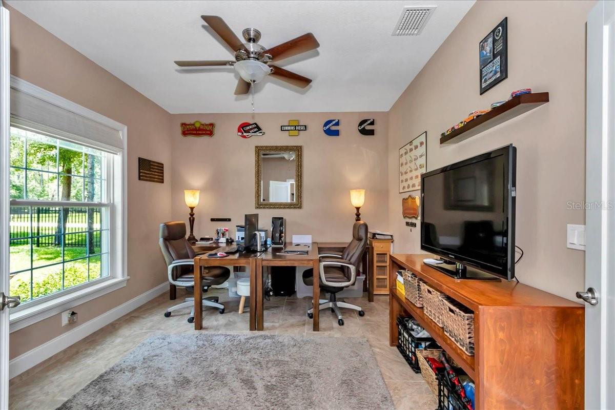 Image 19 of 58 For 4359 117th Place