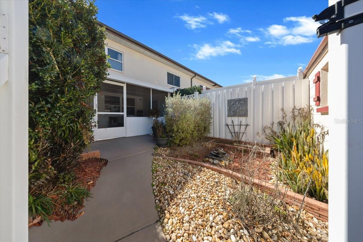 Image 13 of 21 For 8830 98th Place L