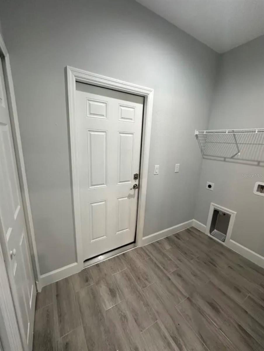 Image 8 of 11 For 928 3rd Avenue