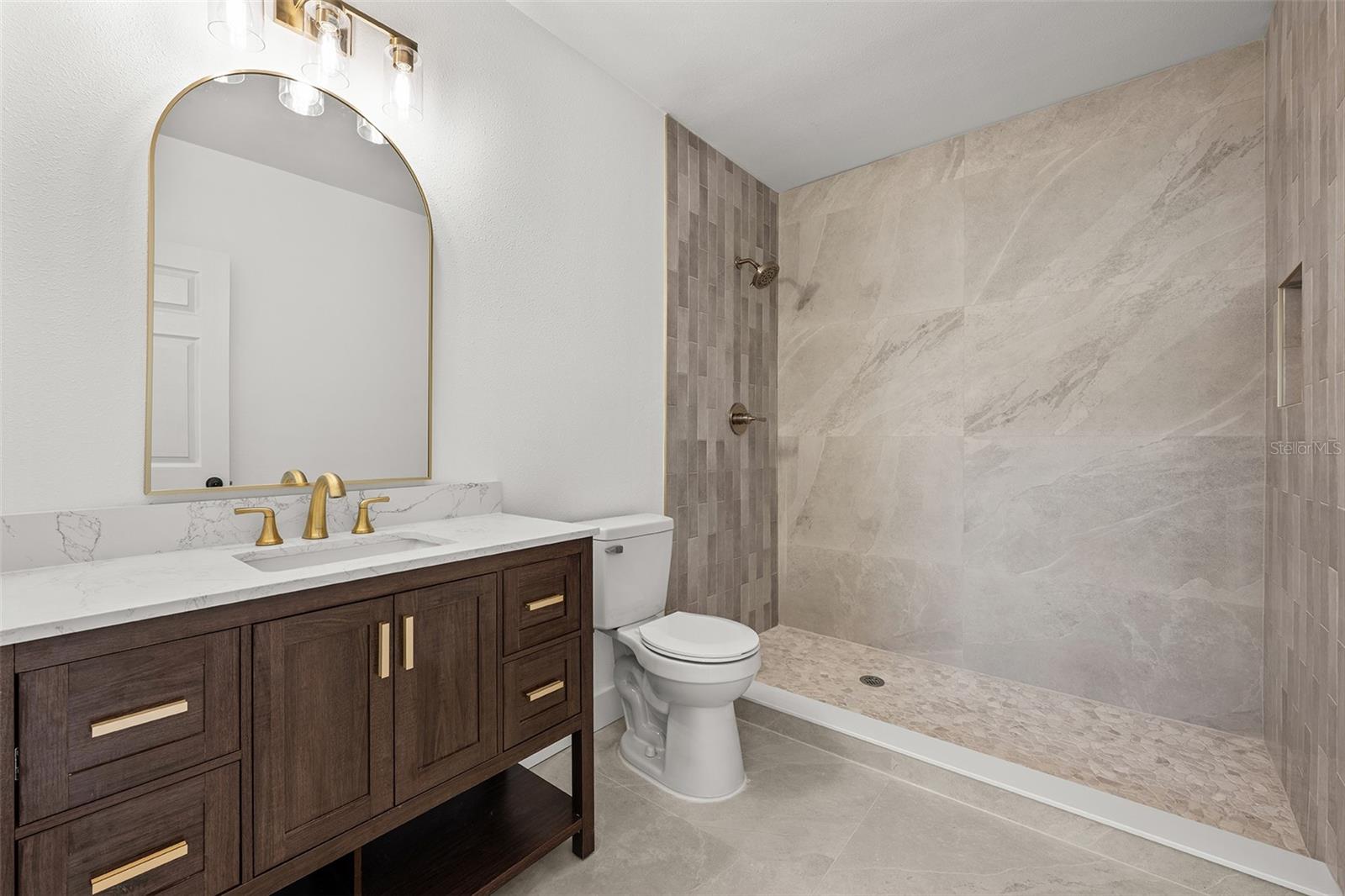 Image 15 of 27 For 5224 52nd Avenue N