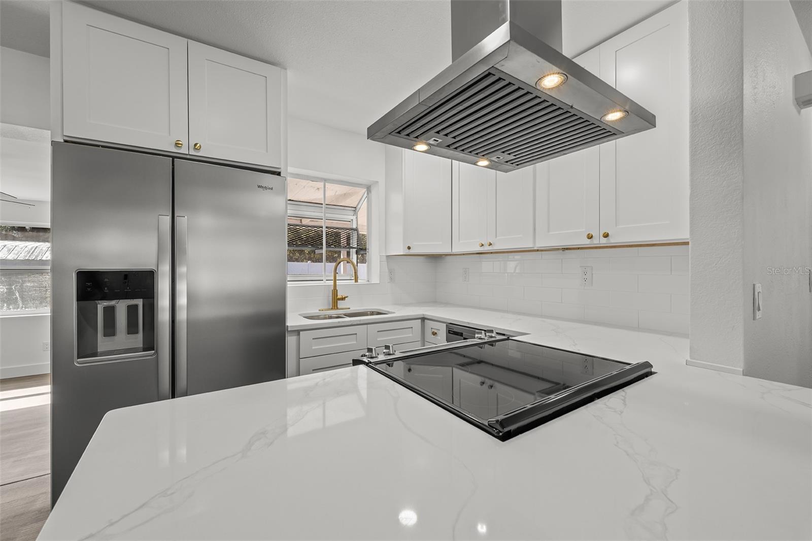 Image 9 of 27 For 5224 52nd Avenue N