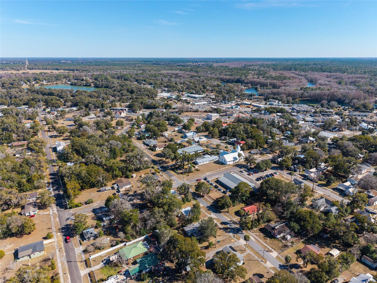 Image 3 of 63 For 20707 Park Avenue