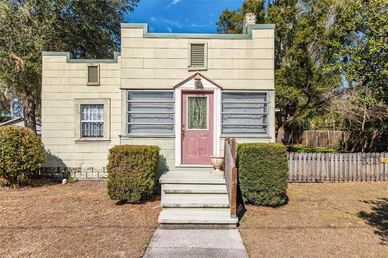 Image 53 of 63 For 20707 Park Avenue