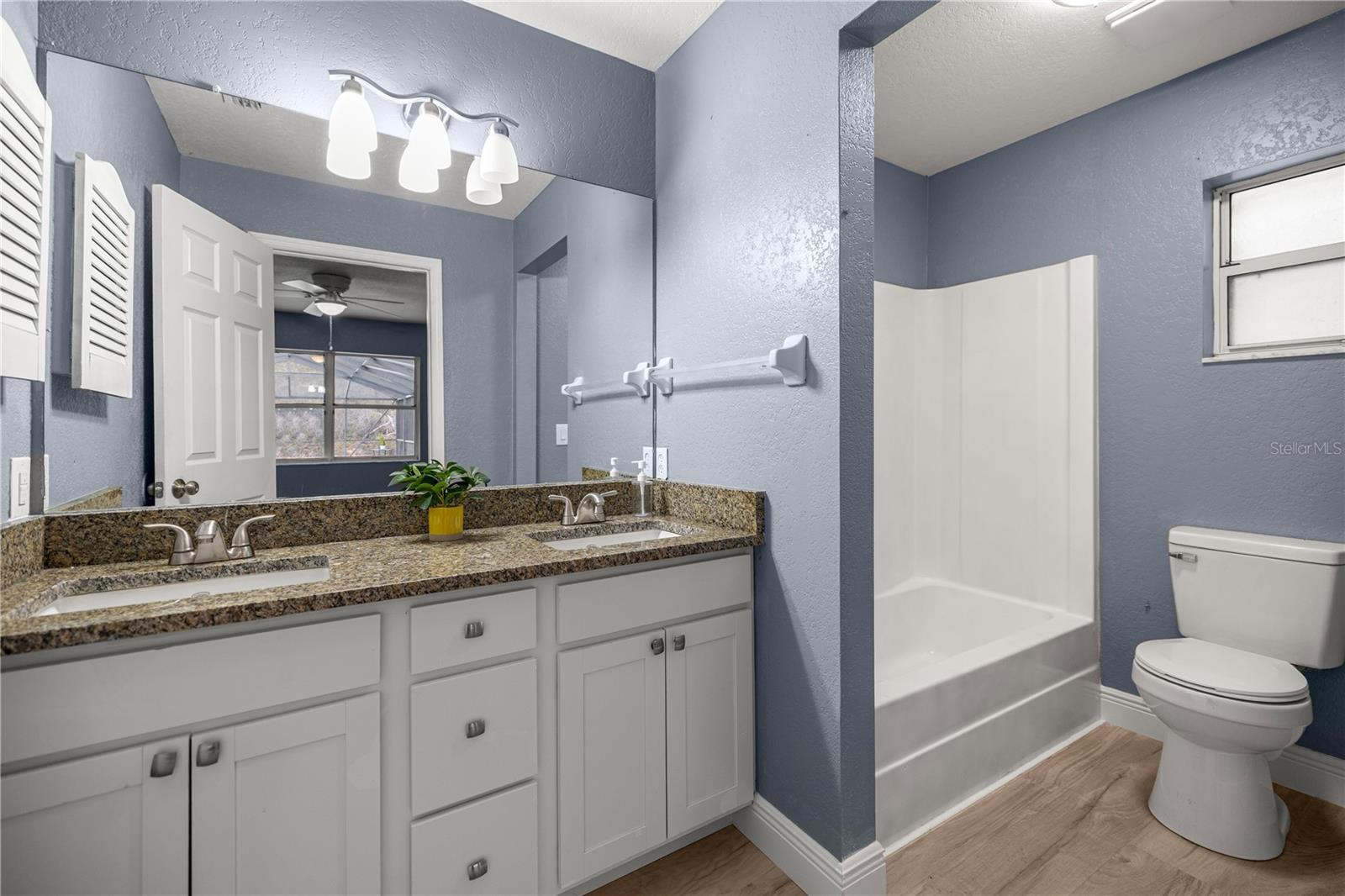 Image 16 of 42 For 5145 189th Terrace