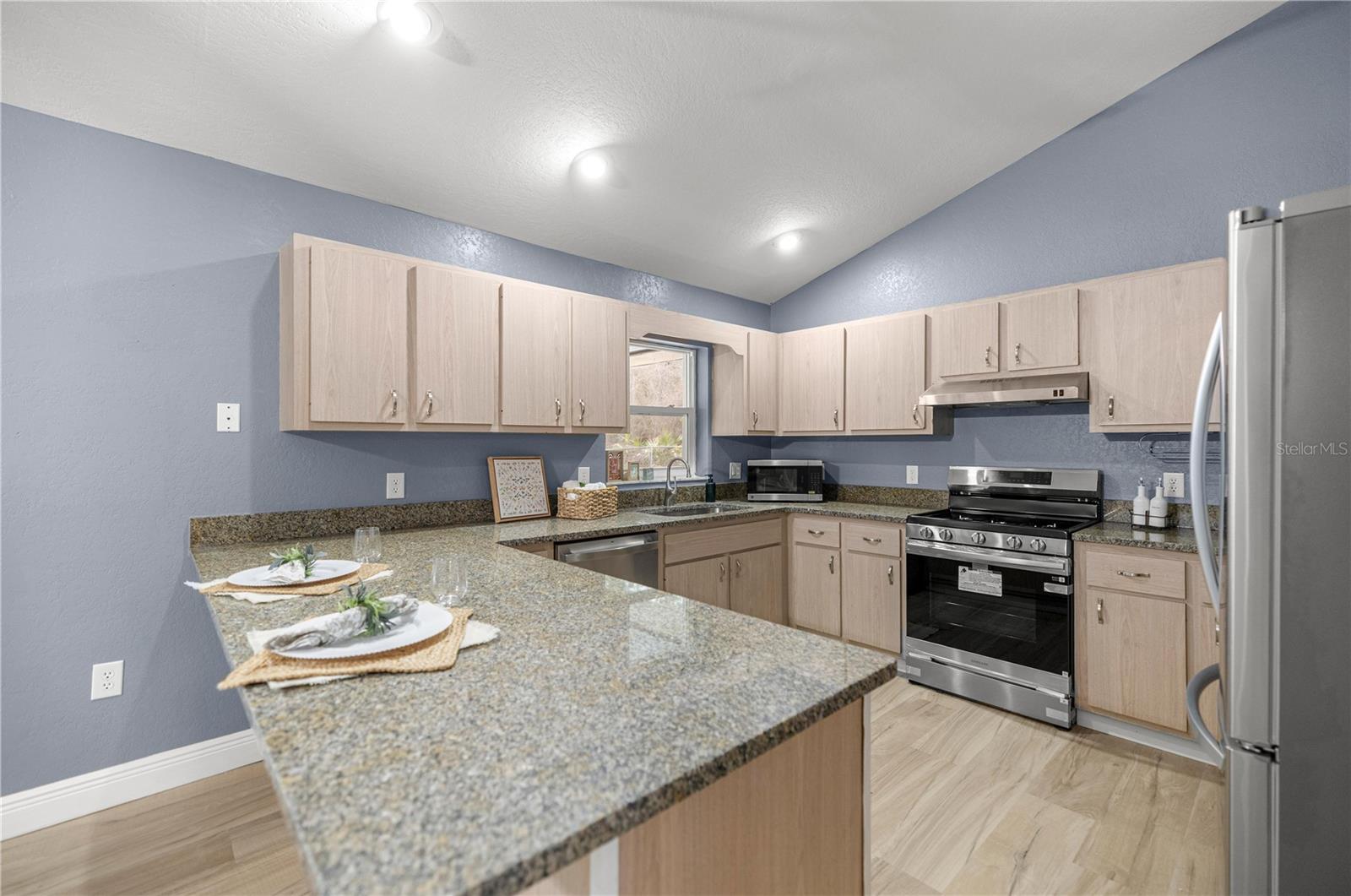 Image 22 of 42 For 5145 189th Terrace