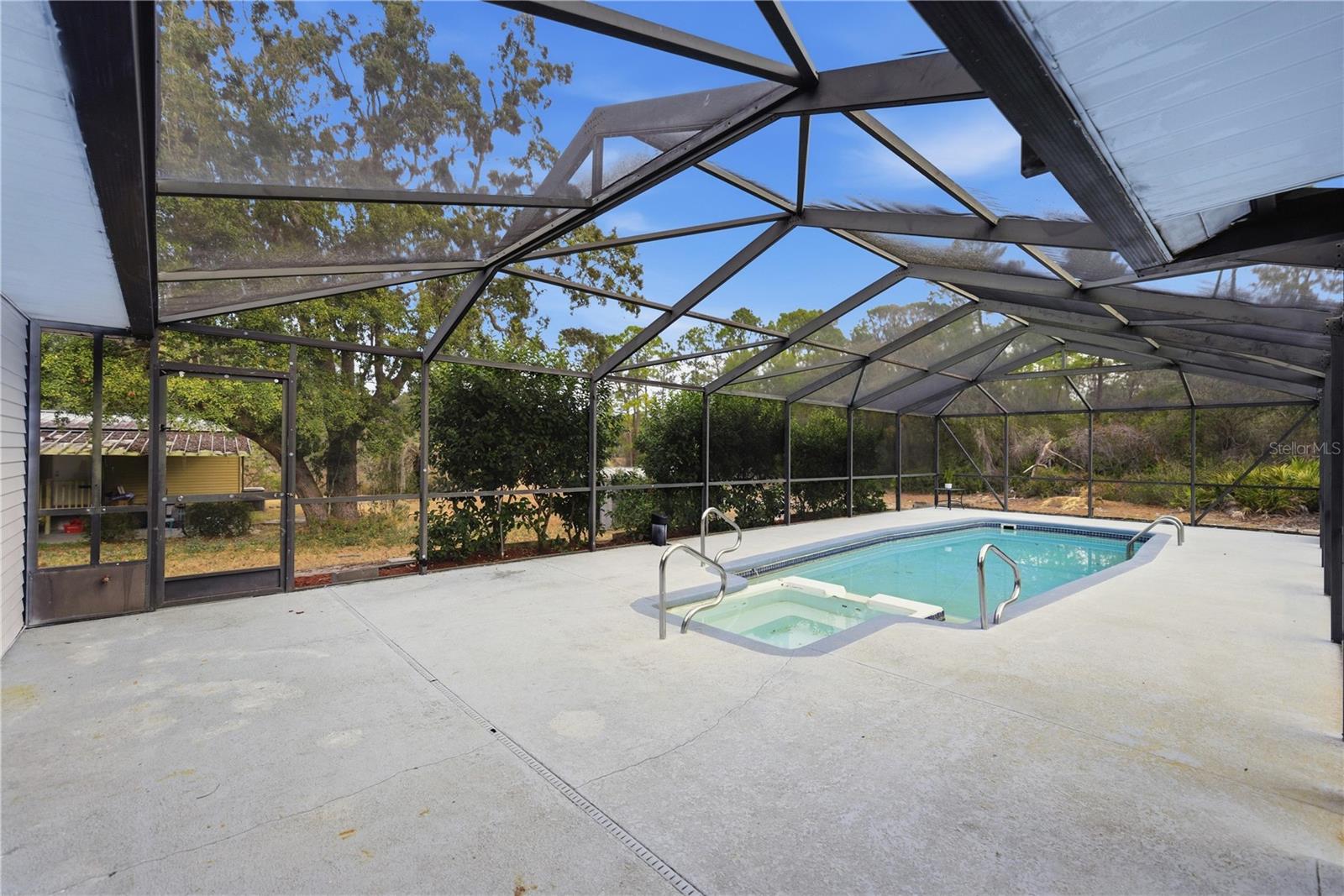 Image 28 of 42 For 5145 189th Terrace