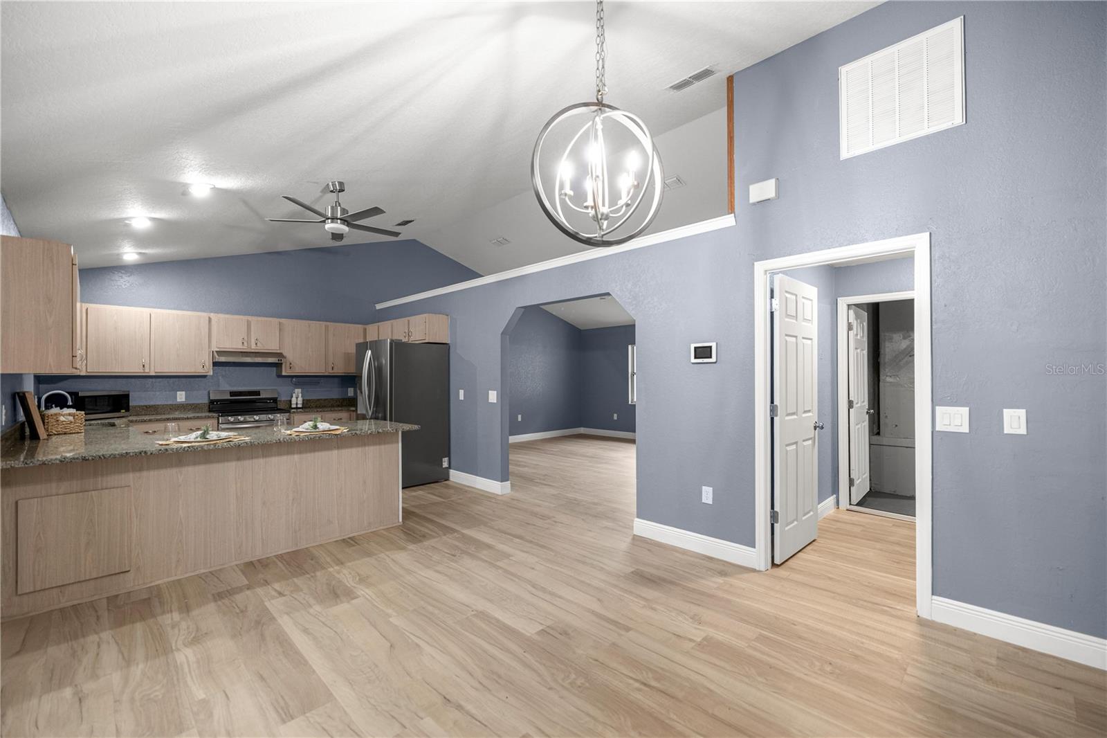 Image 9 of 42 For 5145 189th Terrace