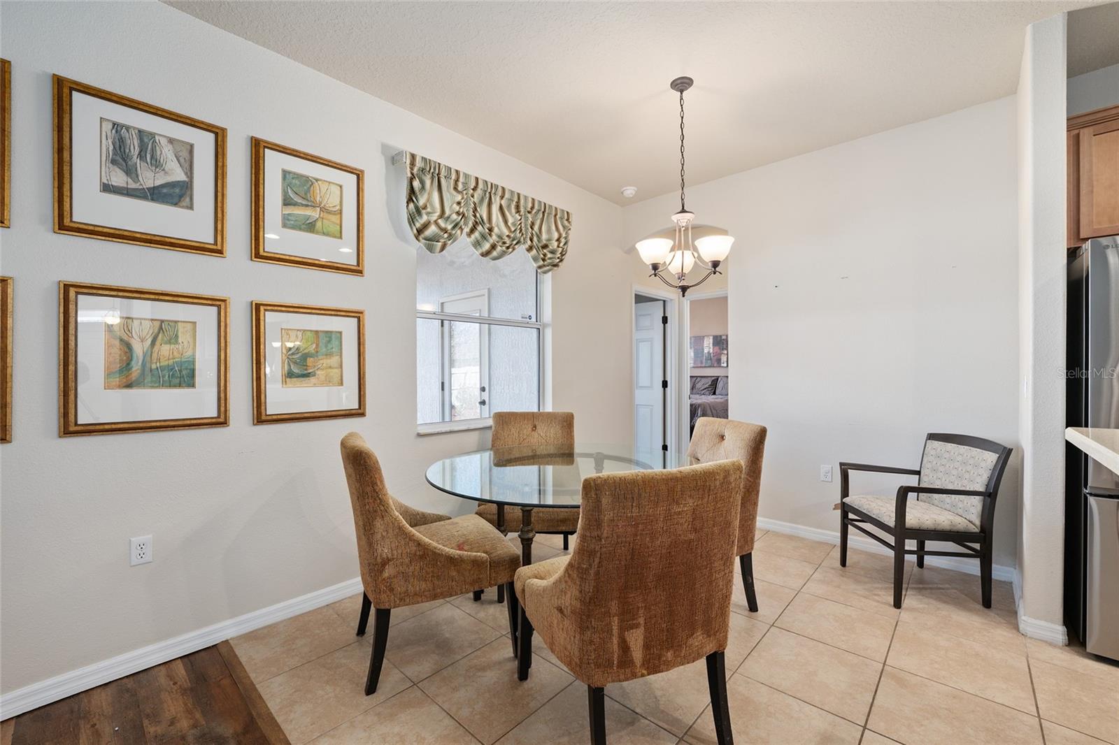 Image 24 of 61 For 3101 24 Place