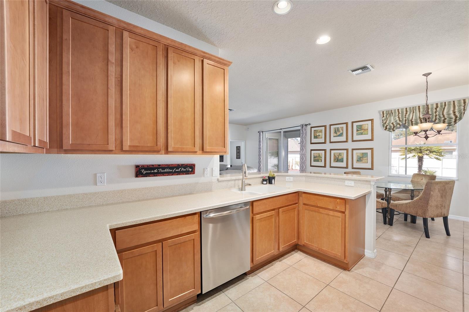 Image 31 of 61 For 3101 24 Place