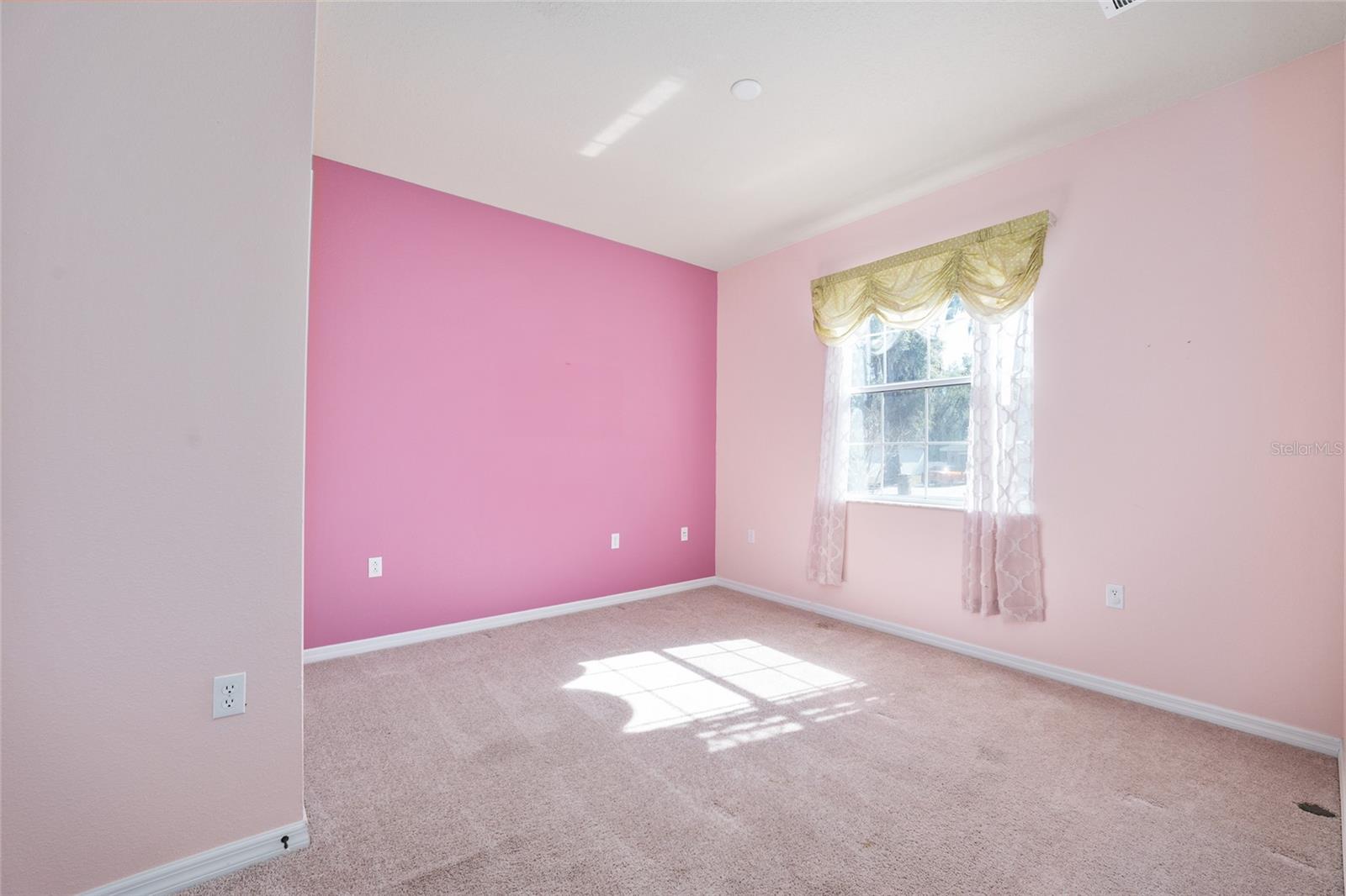 Image 33 of 61 For 3101 24 Place