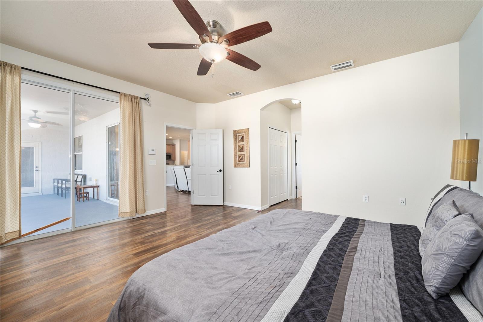 Image 47 of 61 For 3101 24 Place